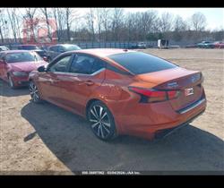 نيسان ألتيما